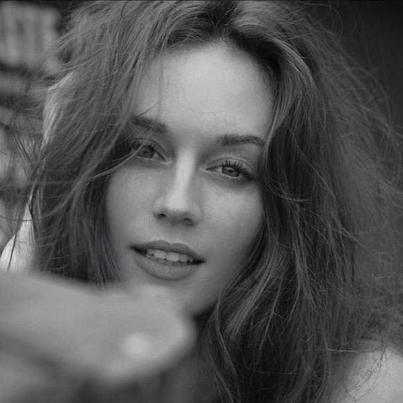 Meet your Posher, Kim - Picture 1 of 1